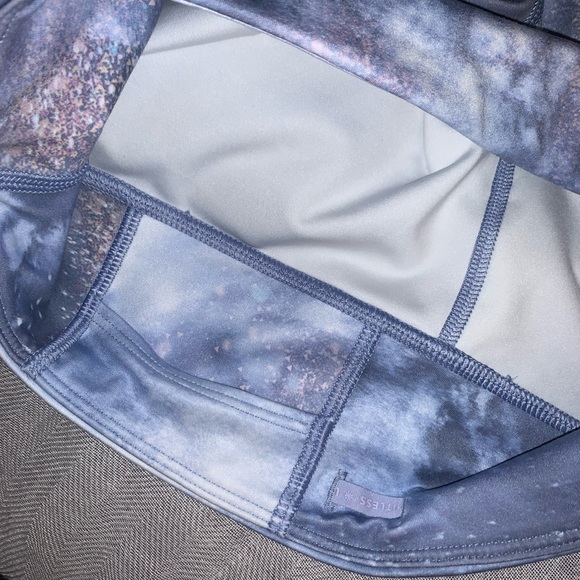 Galaxy colored full length leggings - Picture 4 of 4